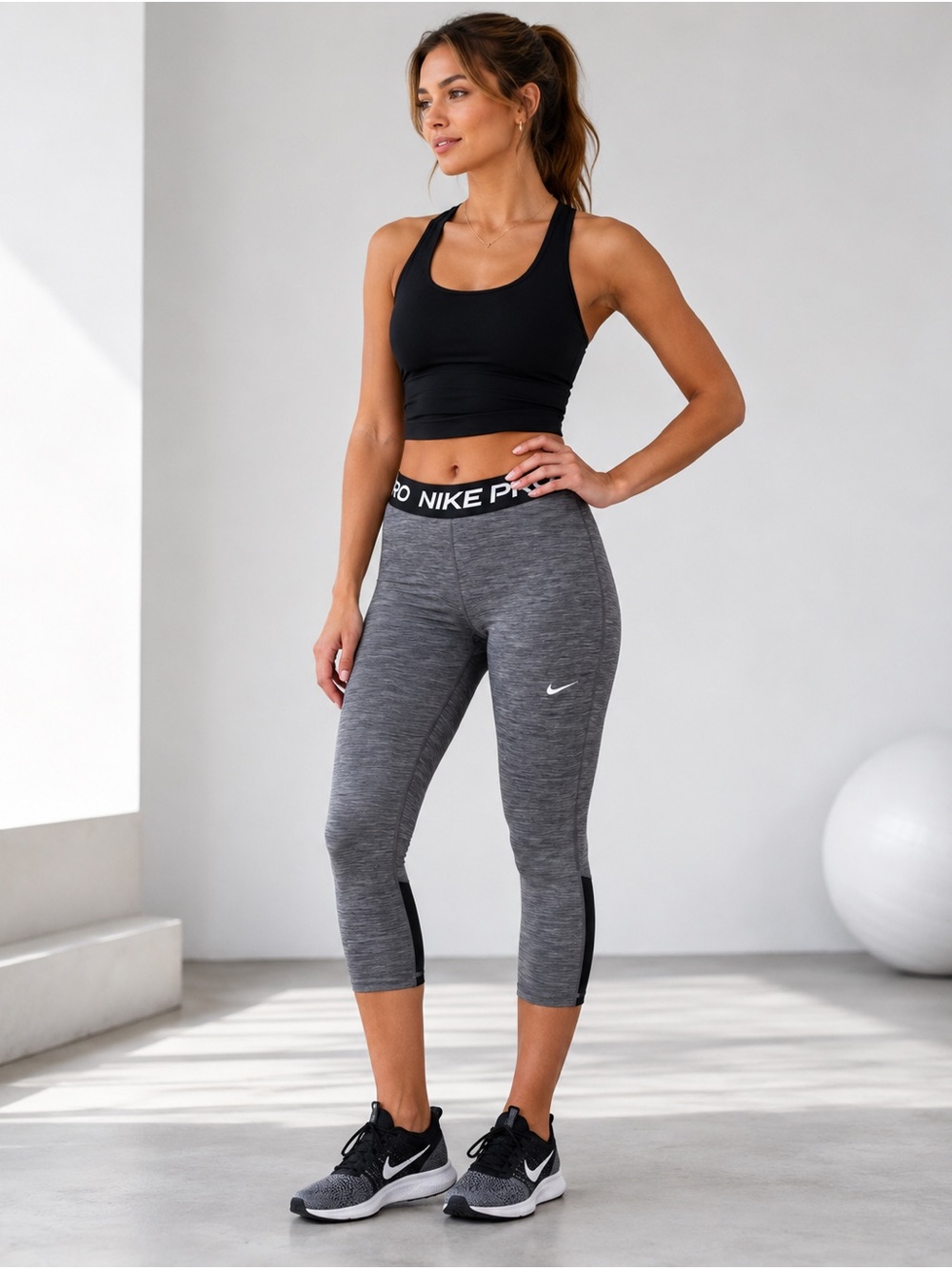 Nike Pro Women’s Plus 1X Gray Workout Leggings NWOT Athletic Training Pants